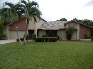 17561 Taylor Dr, Fort Myers, FL 33908