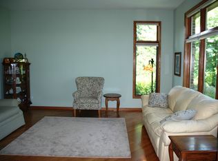 1600 Eagle Ridge Dr, Antioch, IL 60002