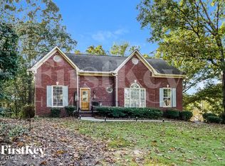 1916 Strawberry Ln, Birmingham, AL 35244