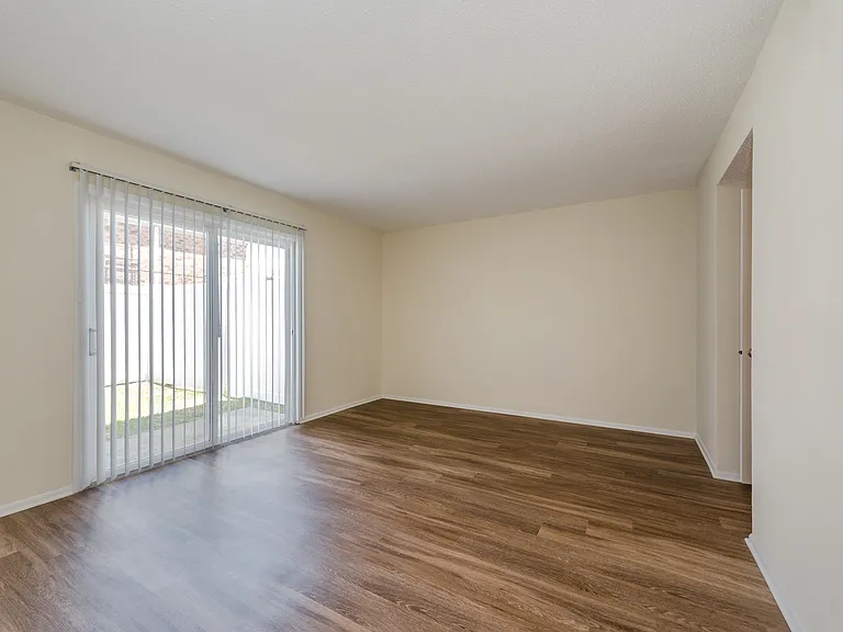 3116 Macdonald Rd — Photo 5
