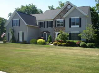 74 Kim Ln, Long Valley, NJ 07853