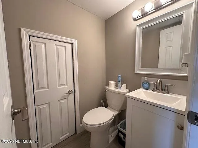 1113 Phelps St — Photo 14