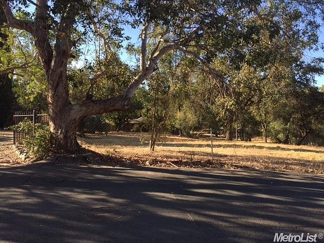 2nd image of 7944 Cavalli Way