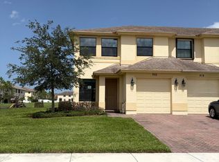 922 S Verona Trace Dr, Vero Beach, FL 32966