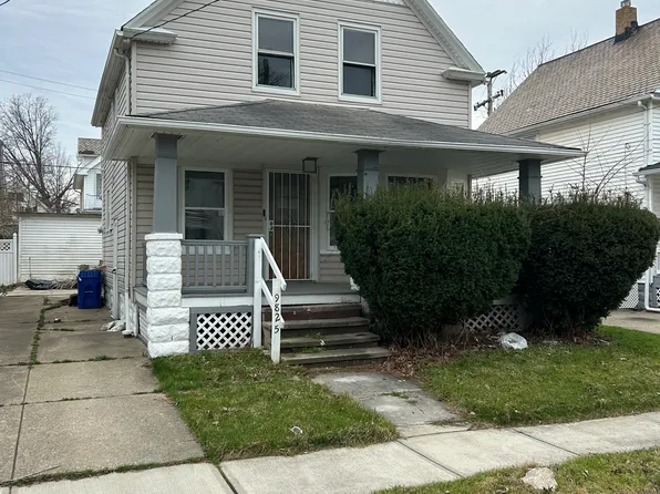 9825 Macon Ave, Cleveland, OH 44102