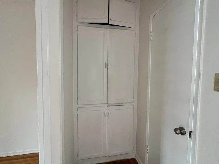 873 N Hoover St #1/2 — Photo 6