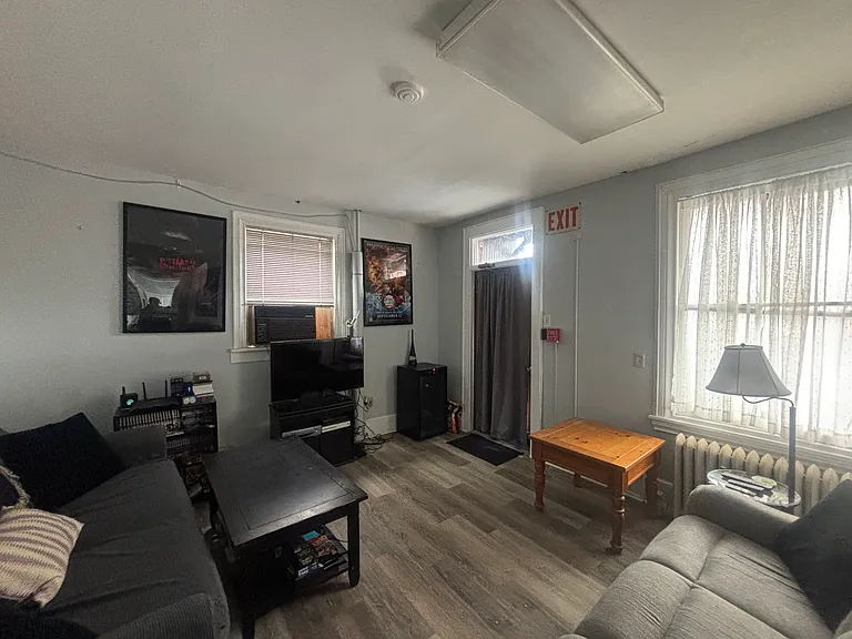 71 W Northampton St #1 — Photo 4