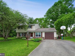 110 Carol Dr, Washington Boro, PA 17582