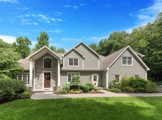 99 Old Stagecoach Rd, Redding, CT 06896