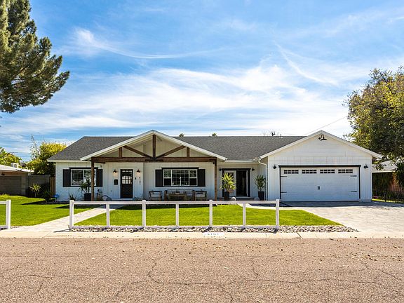 2nd image of 4101 E Catalina Dr