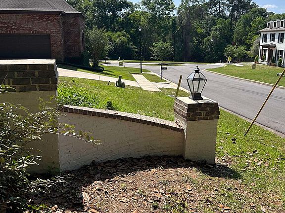 2nd image of 5488 Hilltop Dr
