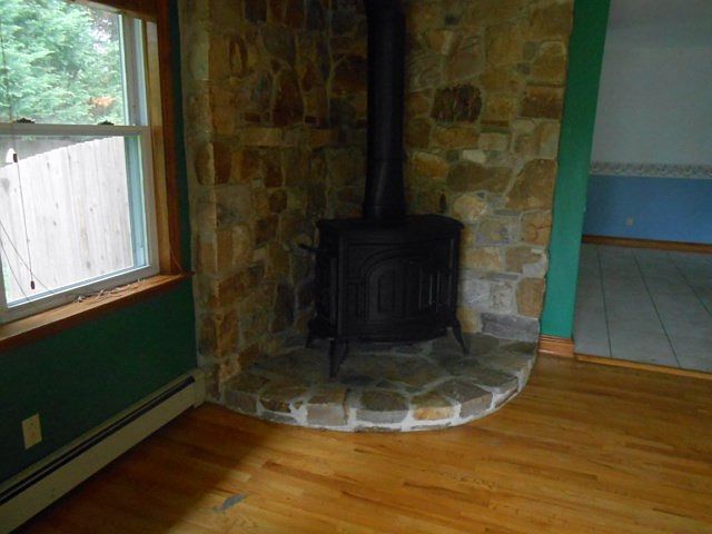 2nd image of 109 Maple Ave