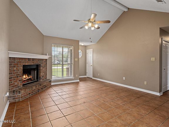 3rd image of 508 Woodward Dr