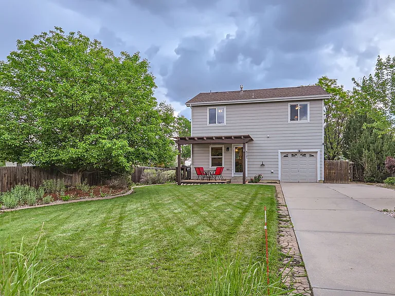 6745 Brittany Dr — Photo 25