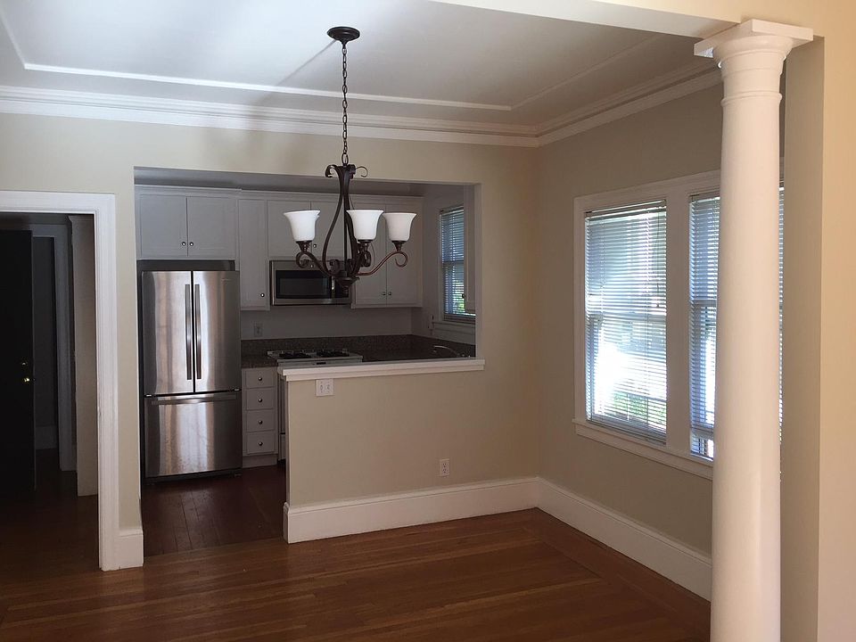 2nd image of 476 Weldon Ave #3