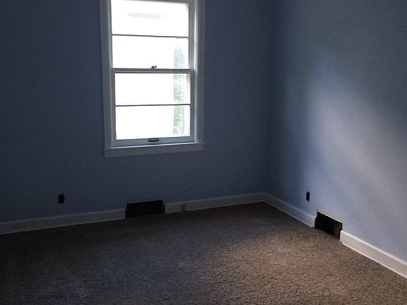 3rd image of 803 N 13th St