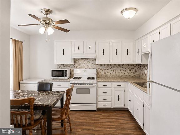 2nd image of 14806 Ensor Ct