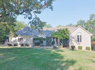 15506 Overbrook Ln, Overland Park, KS 66224