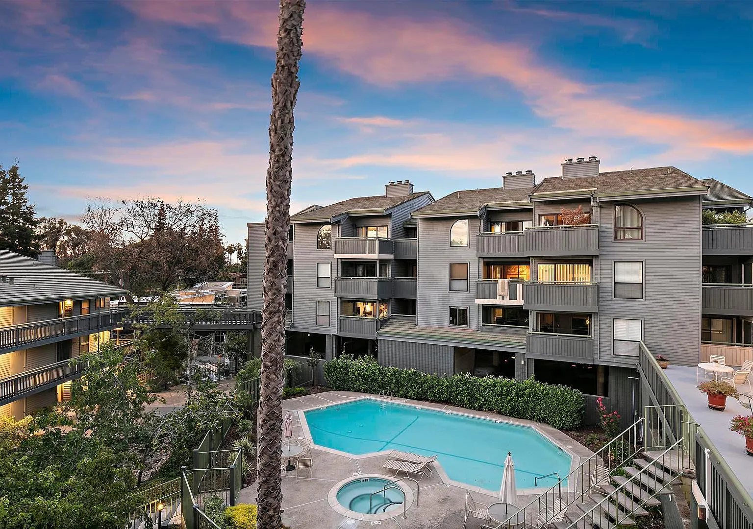 1 bed, 1.5 bath, 1184 sqft, $3,000 — Photo 2