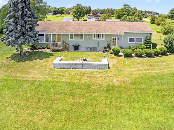 173 Dundee Starkey Rd, Dundee, NY 14837