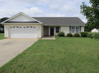 104 Silver Spur Dr, Williamston, SC 29697