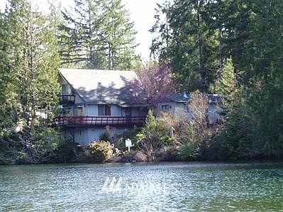1st image of 500 E Benson Lake Dr.