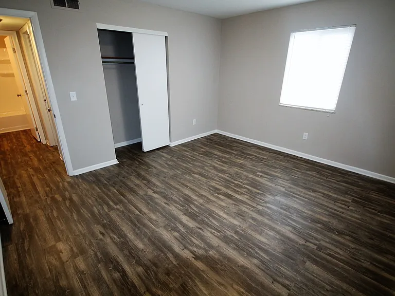 2320 N. 4th Street — Photo 38
