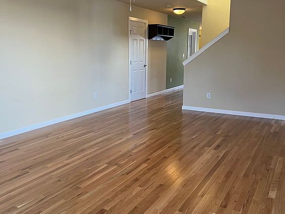 3rd image of 1515 Grant Ave