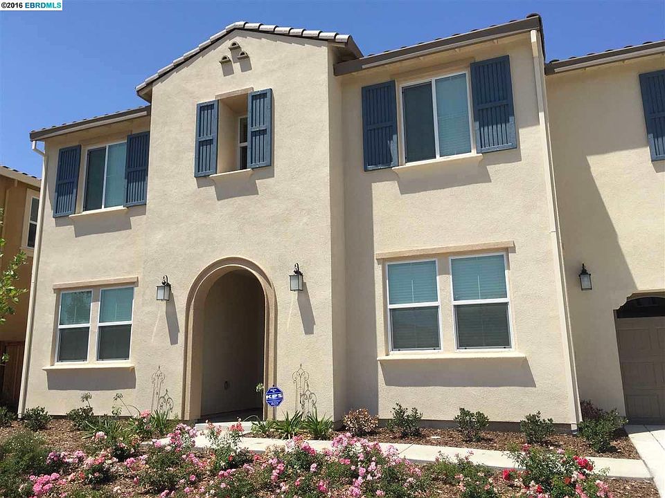1st image of 2727 Reddington Way