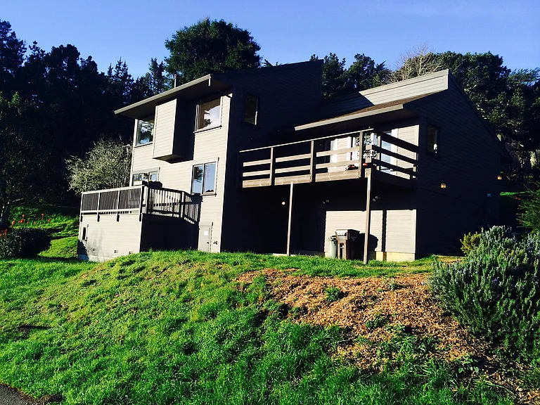 620 Amaranth Blvd — Photo 2