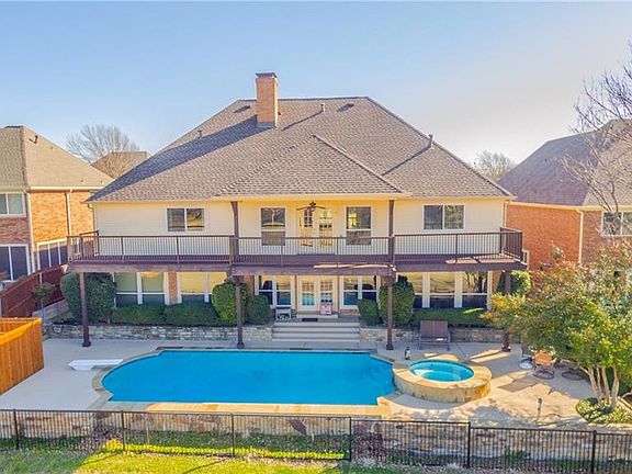 4th image of 2903 Wyndham Ln