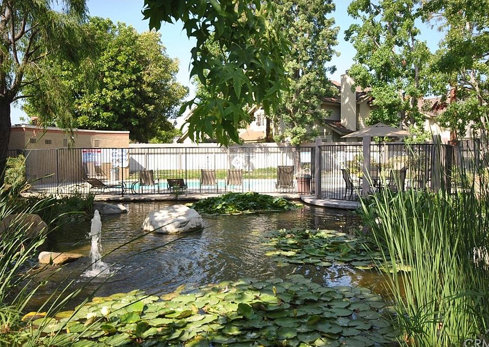 1st image of 5497 Twin Lakes Dr