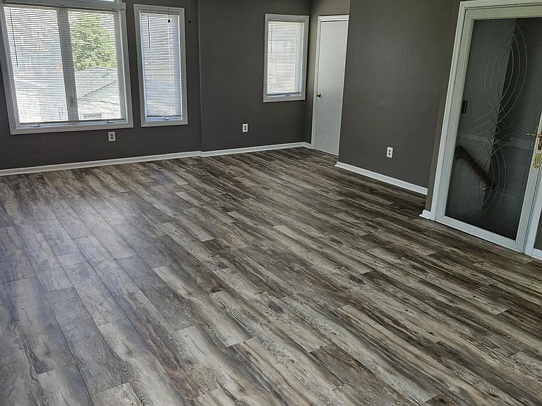 5221 Grand Ave — Photo 4