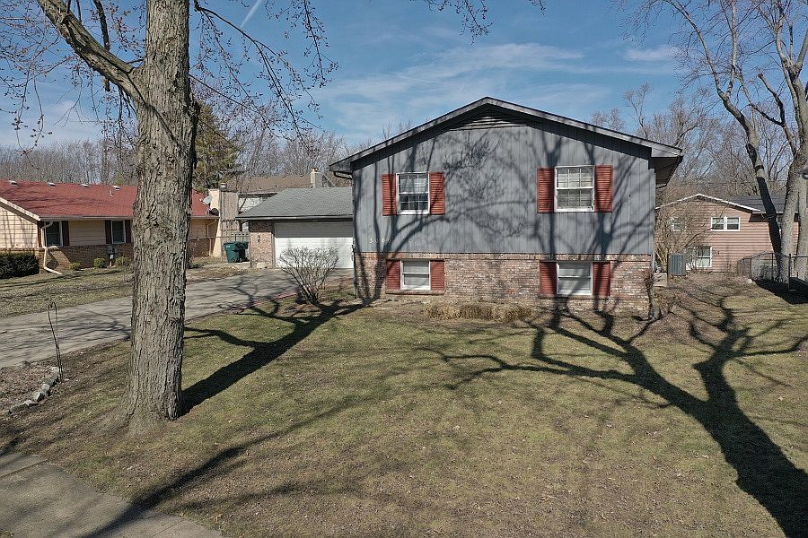 1st image of 3000 W Twickingham Dr
