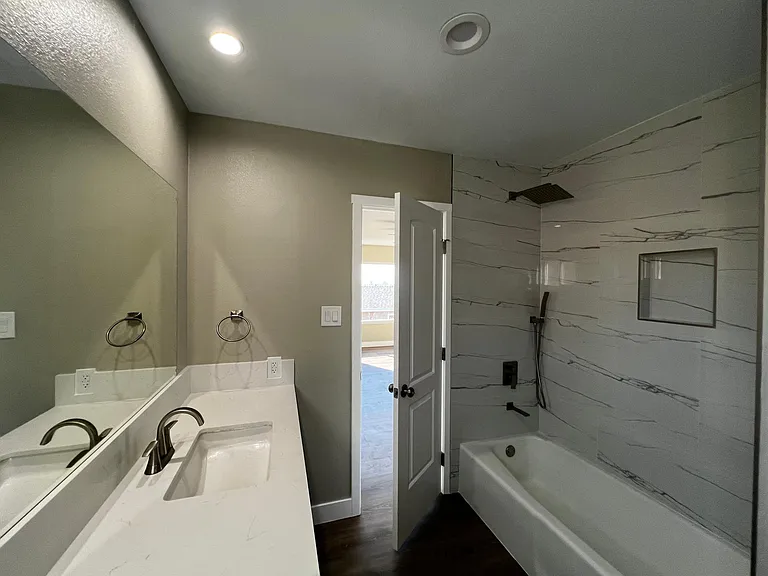 2680 E 19th St #4 — Photo 25