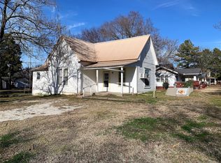600 N Bullitt St, Holdenville, OK 74848