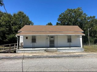202 Spring St, Union, SC 29379