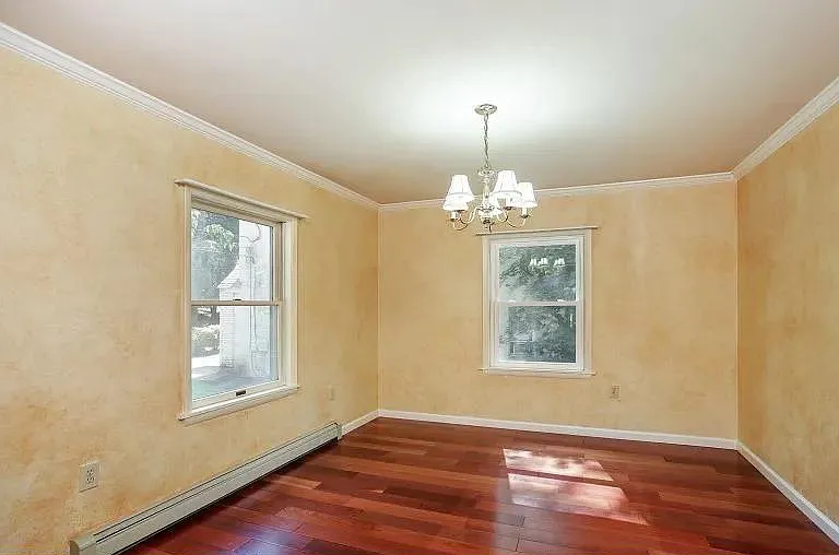 66 Maple St — Photo 5