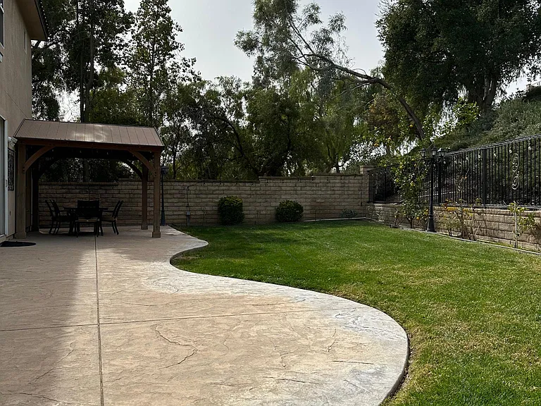 29131 N Black Pine Way — Photo 36