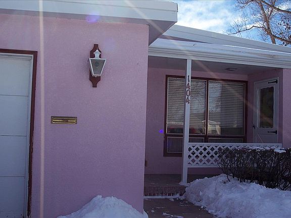 2nd image of 1404 Sanders Dr