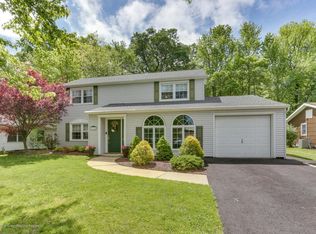 114 Courtland Ln, Aberdeen, NJ 07747