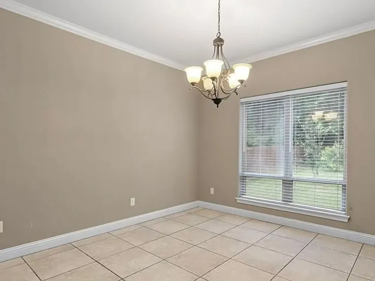 5005 Hidden Acres Dr — Photo 16