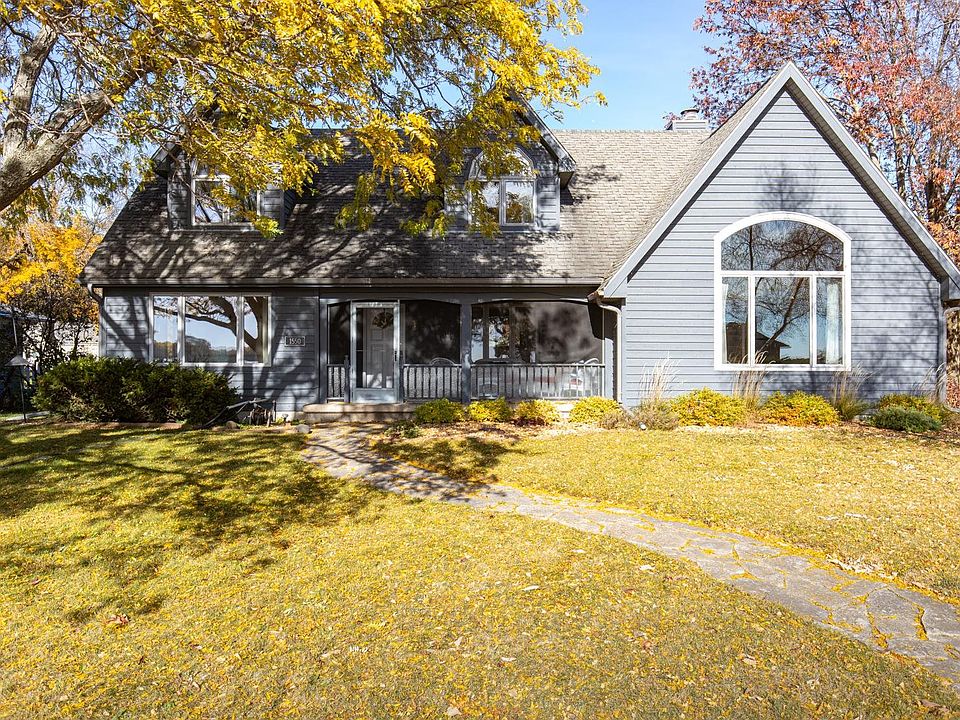 1st image of 1550 Menominee Dr