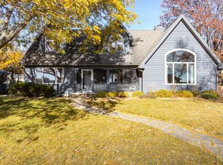 1550 Menominee Dr, Oshkosh, WI 54901