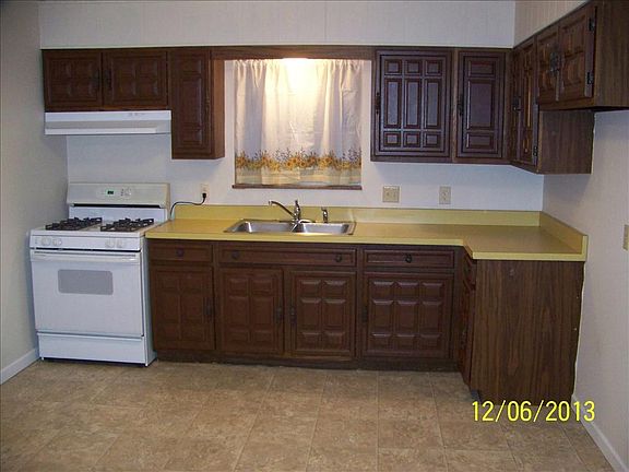 4th image of 2917 5th Ave