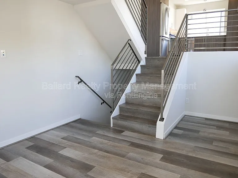 6251 8th Ave NW — Photo 4