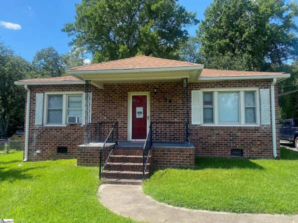 748 S Line Street Ext, Greer, SC 29651