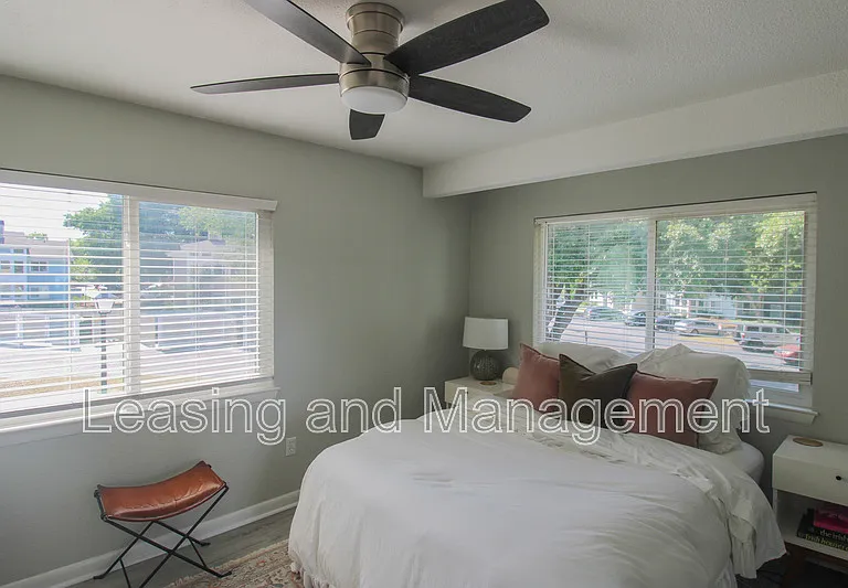 271 Alexandra Dr #11 — Photo 7