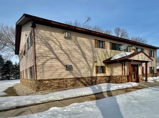 321 W Bert St #35, Lake Crystal, MN 56055