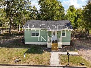 708 Goliad St, Luling, TX 78648